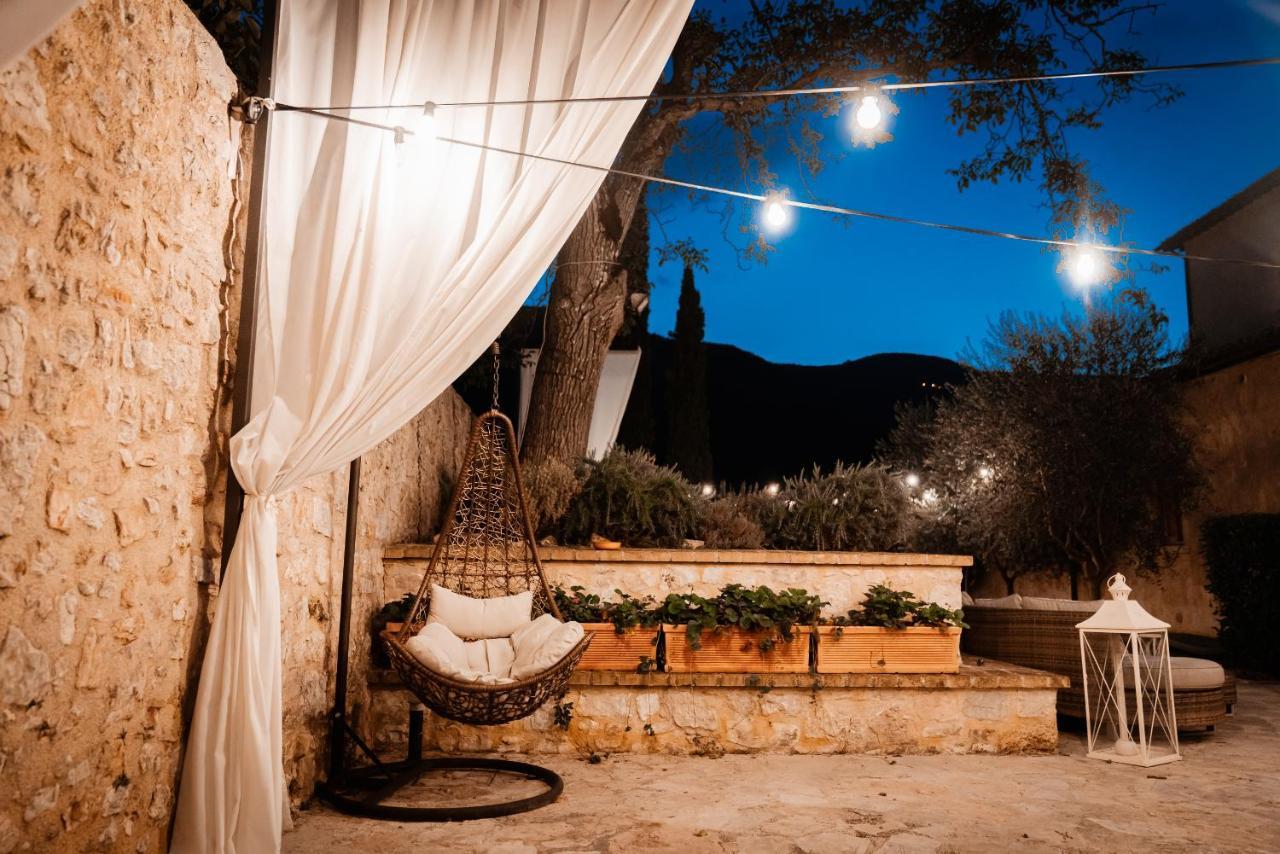 Ex Convento Santa Croce-Country Resort Sant'Anatolia di Narco Exterior photo