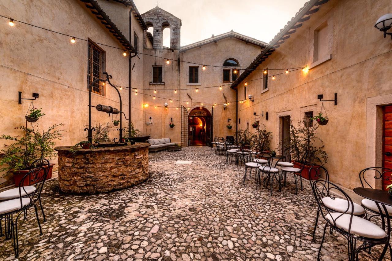 Ex Convento Santa Croce-Country Resort Sant'Anatolia di Narco Exterior photo