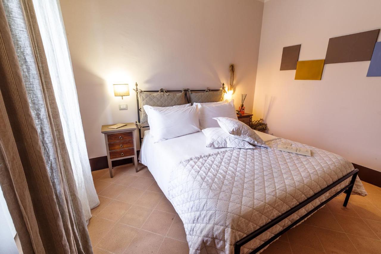 Ex Convento Santa Croce-Country Resort Sant'Anatolia di Narco Exterior photo