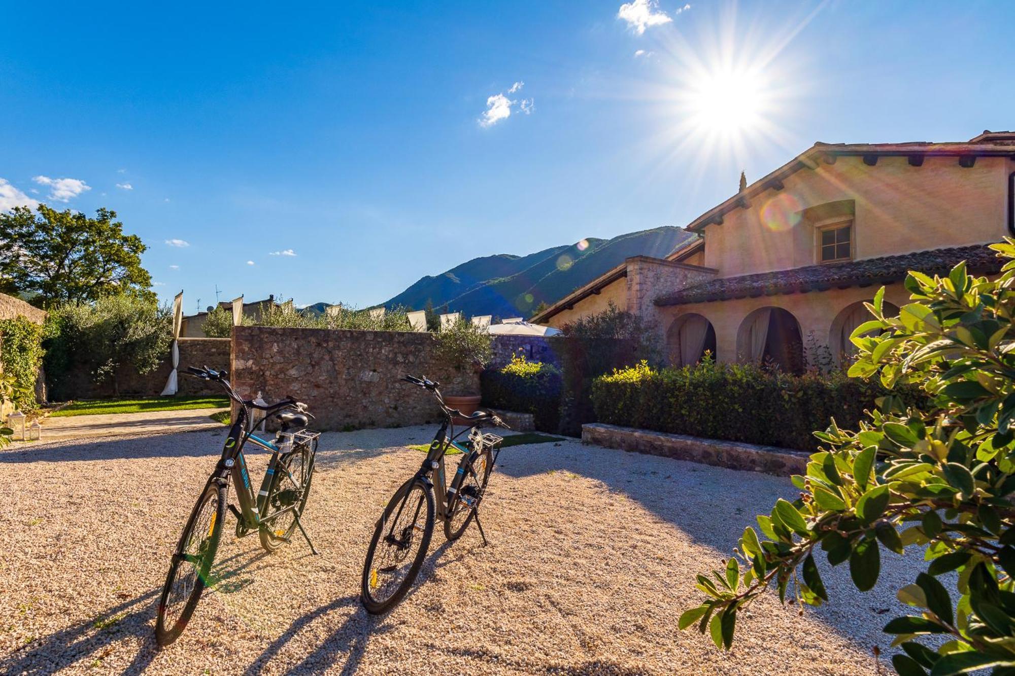 Ex Convento Santa Croce-Country Resort Sant'Anatolia di Narco Exterior photo